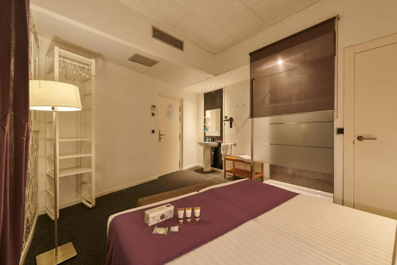 Hostal Mayerling Centro Barcelona Guest house